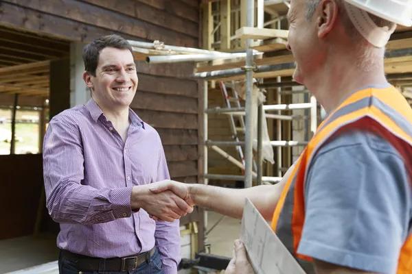 Explore Tiny House Builder Services for Affordable Living