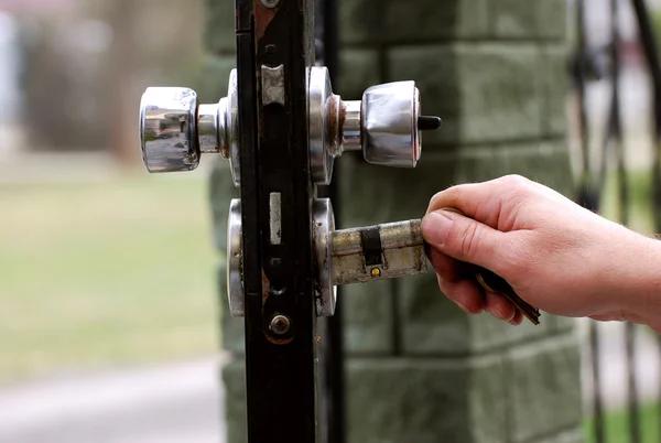 Professional Fence and Gate Repair for Homes and Businesses