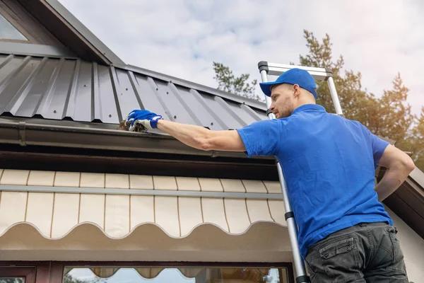 Expert Glide Window Cleaning for Cleaner Properties