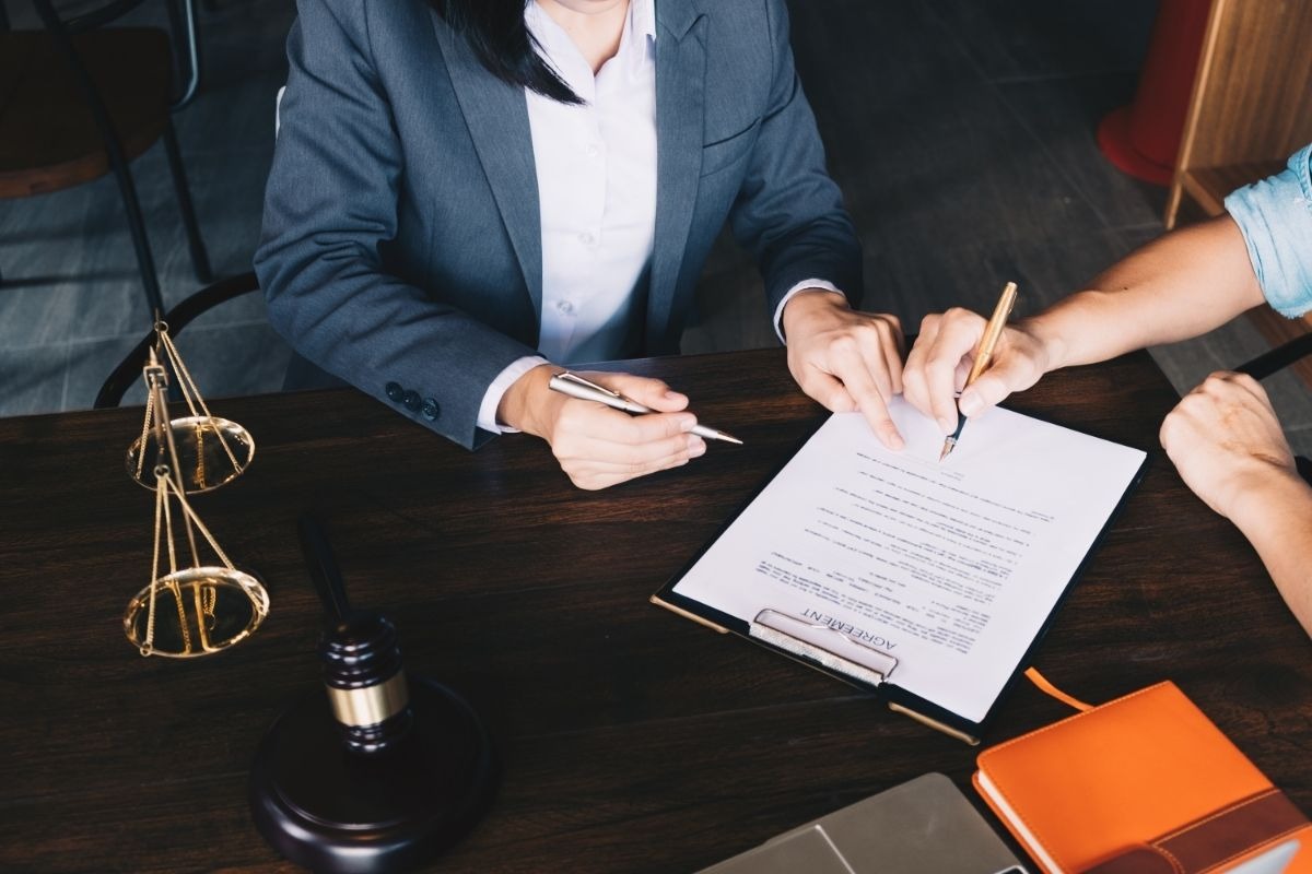 Flexible Signing Appointments Available Through traveling mobile notary near me Eatontown NJ
