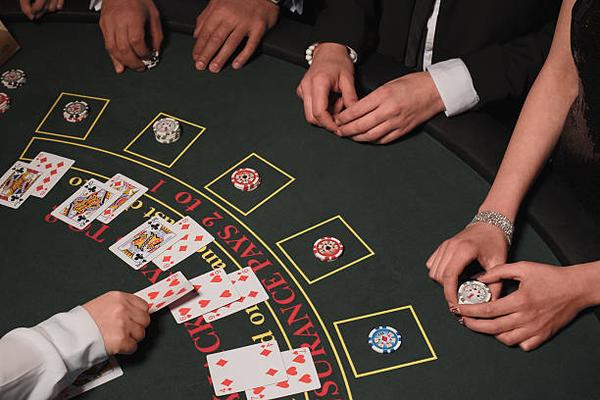 Live Gaming Options Available on the best online casino sites Singapore